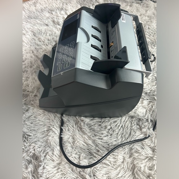 Cassida 6600 UV/MG USA Business Grade Money Counter UV/MG/IR Counterfeit - Picture 3 of 7